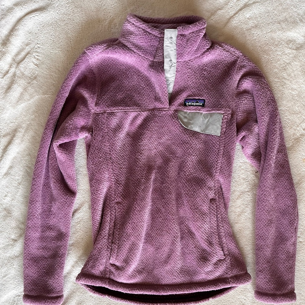 Patagonia sweater. Never worn. Size XS